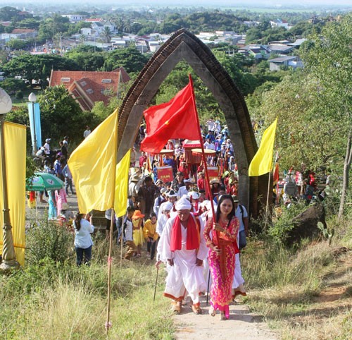 Cham’s Kate festival opens - ảnh 2